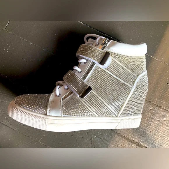 INC International Concepts Shoes Inc International Concepts